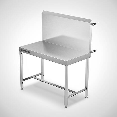 Arbeitstisch mit erhöhter Rückwand und H-Form Unterbau aus Edelstahl | Mohn GmbH